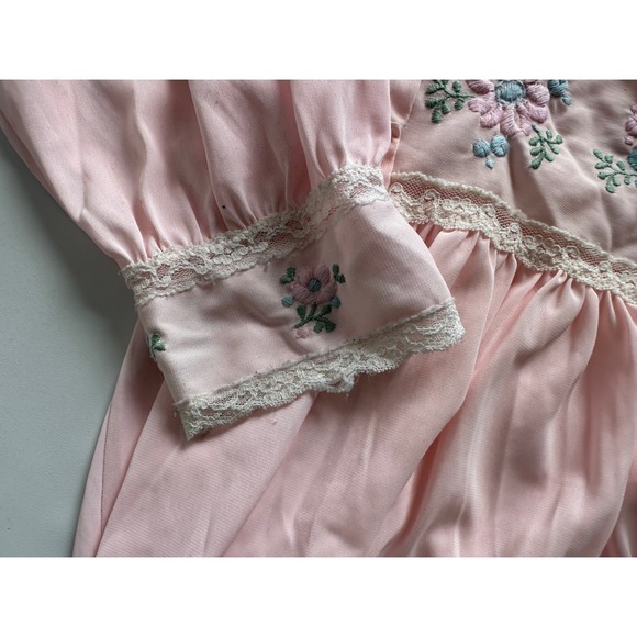 Vintage Gilead Pink Embroidered Lace Maxi Nightgown Made in USA Medium Prairie - Picture 4 of 12